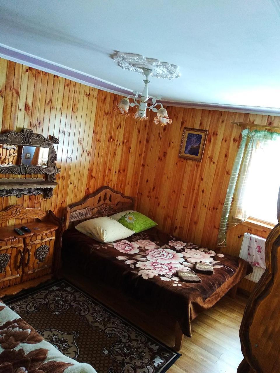 סלאבסקה "Різьбярська Садиба" מראה חיצוני תמונה
